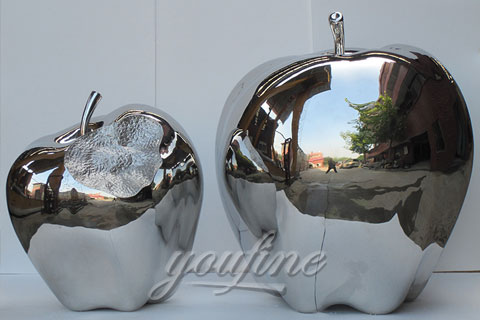 2017 Mirror polished Modern Metal Sculpture in Stainless Steel for Sale