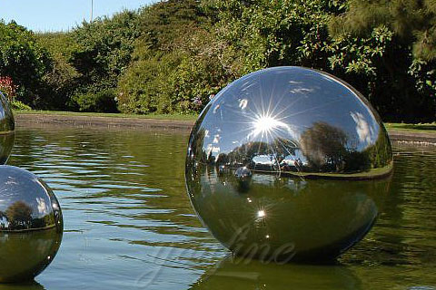 Shiny Stainless Steel Ball Sculptures For Garden Decoration for sale