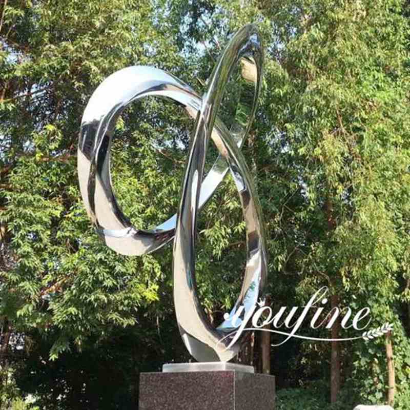 'Infinity Curve No.2 (stainless Steel Contemporary Loop garden statue)' by Wenqin Chen