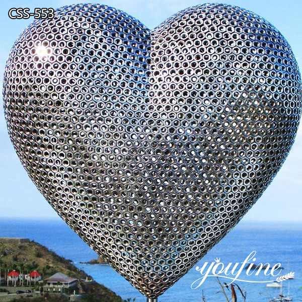 Metal Hollow Heart Sculpture-youfine sculpture